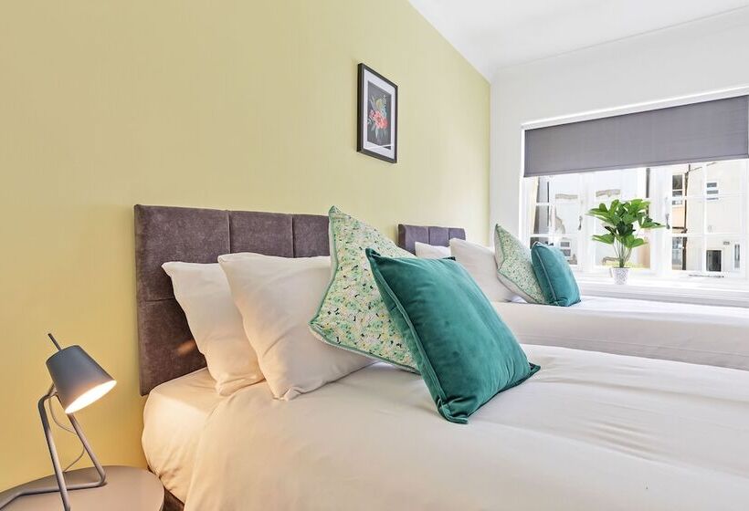 펜션 The Old Brewery House | By My Getaways | Free Parking