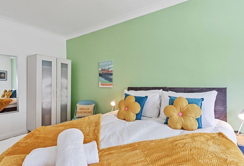 펜션 The Old Brewery House | By My Getaways | Free Parking