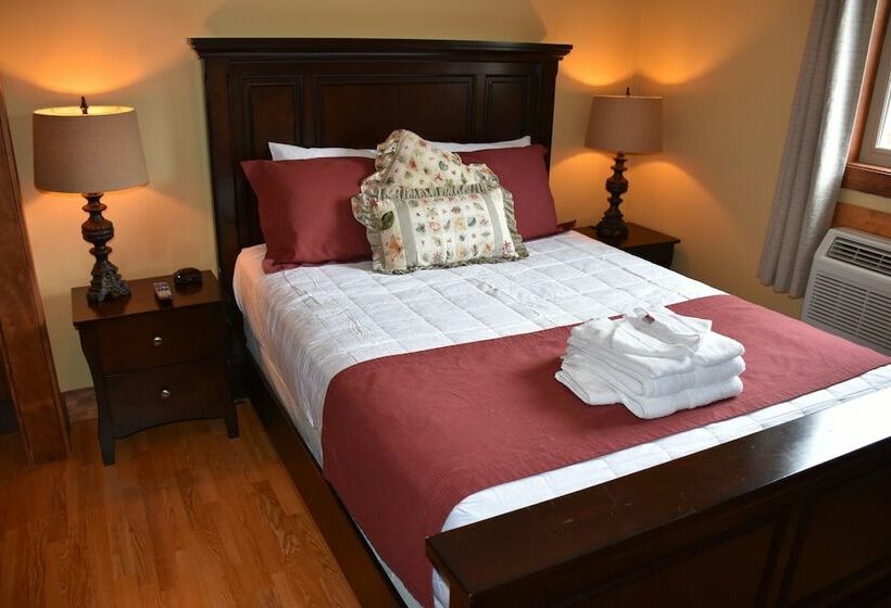 Yellowstone Condo Suites