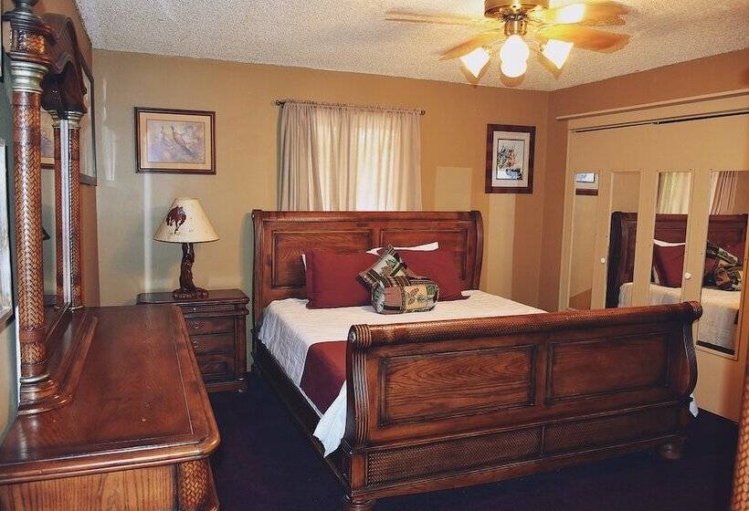 Yellowstone Condo Suites