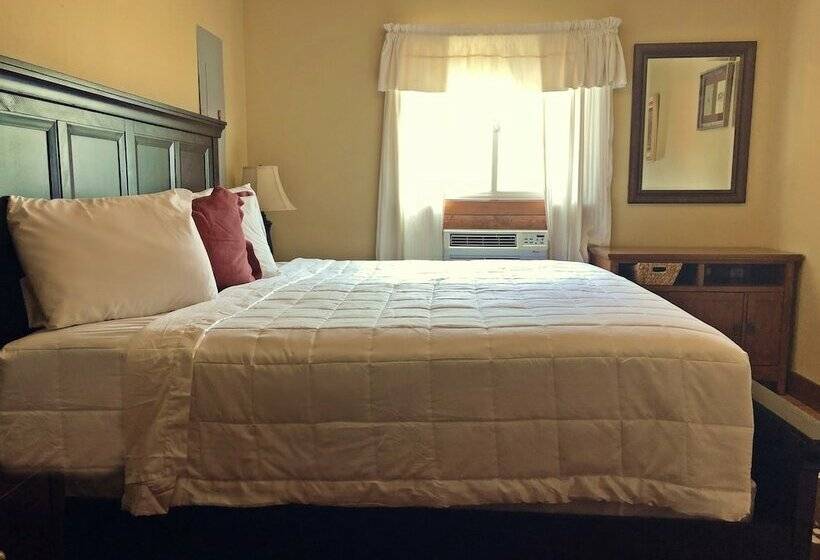 Yellowstone Condo Suites