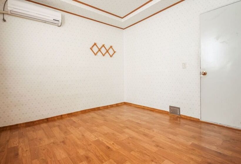 Motel Muju Vip Pension