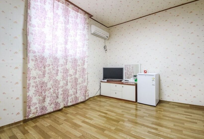 Motel Muju Vip Pension