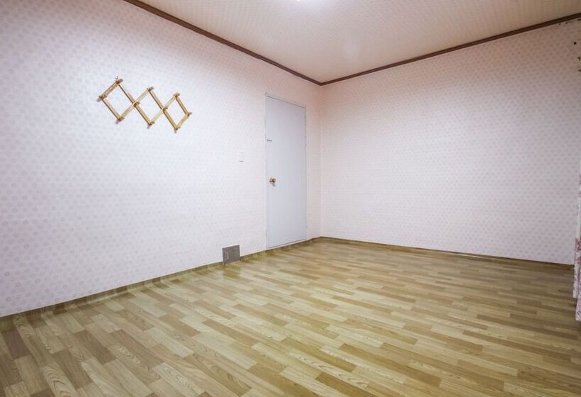 Motel Muju Vip Pension