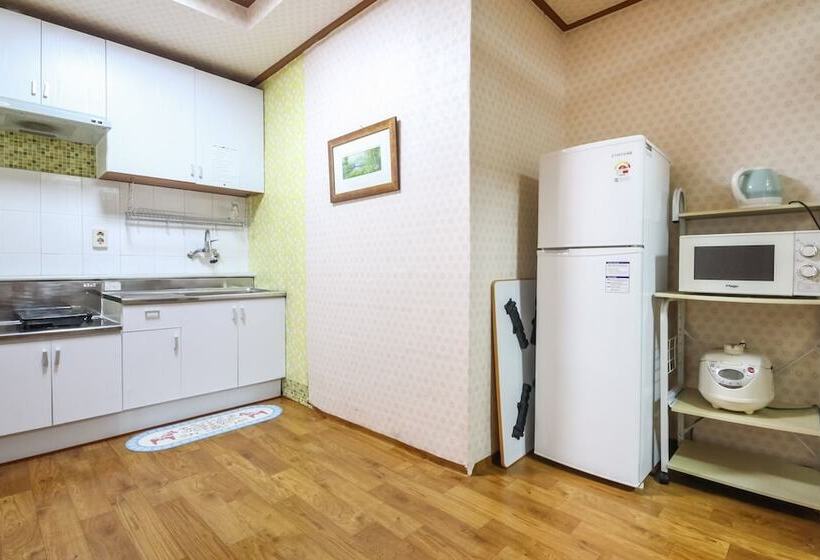 Motel Muju Vip Pension