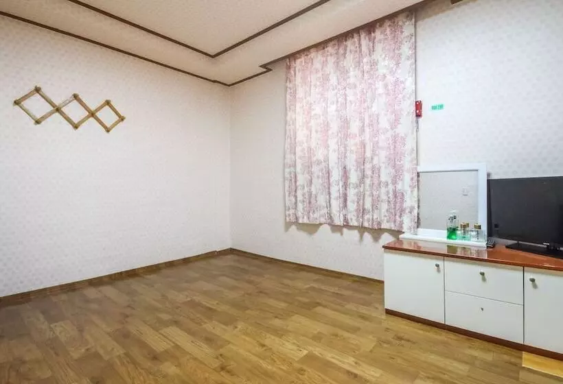 モーテル Muju Vip Pension