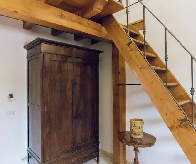 تختخواب و صبحانه Leano Agriresort   Superior Triple Room With Mezzanine