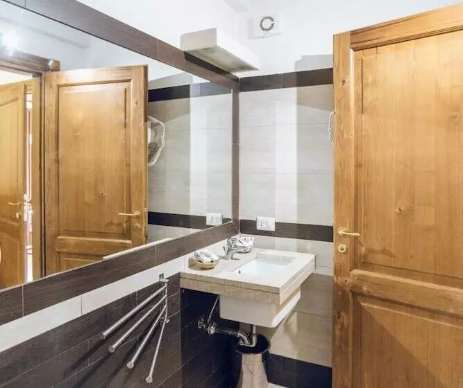 تختخواب و صبحانه Leano Agriresort   Superior Triple Room With Mezzanine