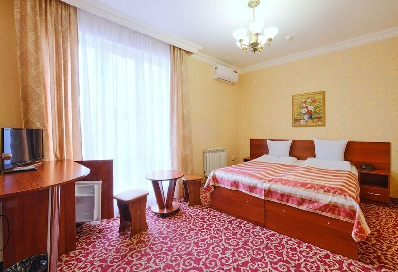 فندق Grace Magnat