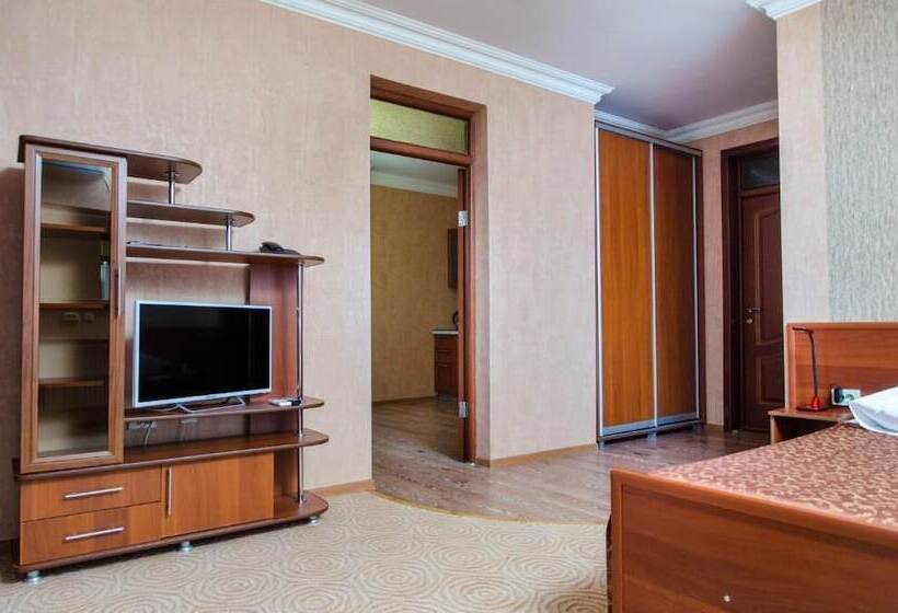 فندق Grace Magnat