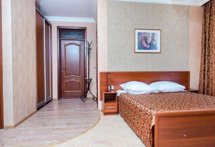 فندق Grace Magnat