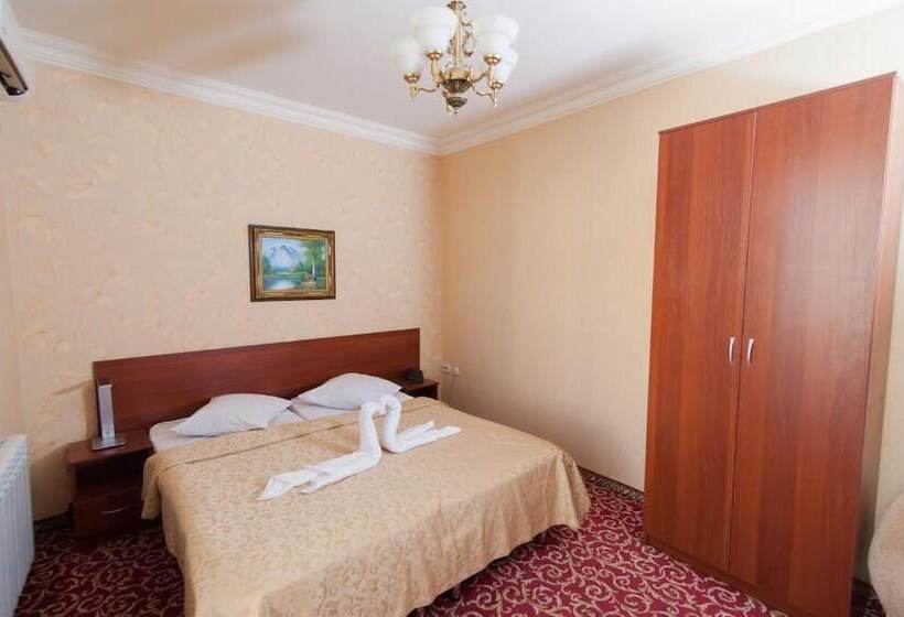 فندق Grace Magnat