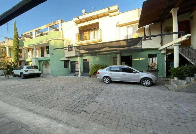 Hotel Posada El Pedregal By Oyo Rooms