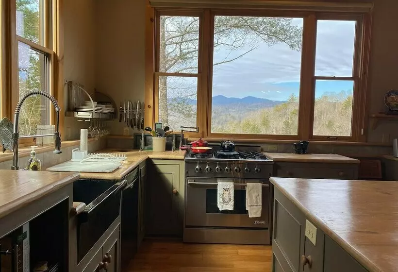 Woodwinds  Custom Cabin, Sunset Views, Hot Tub, Indoor & Outdoor Fireplaces, Pet Friendly By Redawni