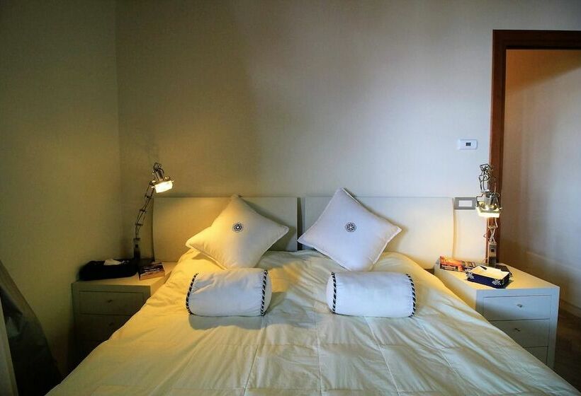 ホテル Cottage Alpino Immerso Nel Bosco