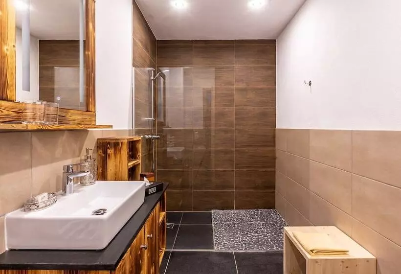 Aparthotel Alpenlodge