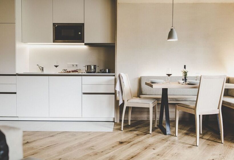 Arabella Retreat & Spa