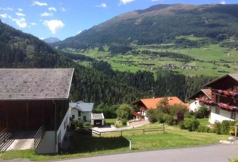 ベッドアンドブレックファースト Haus Hubertus Wintersaison Und Sommersaison