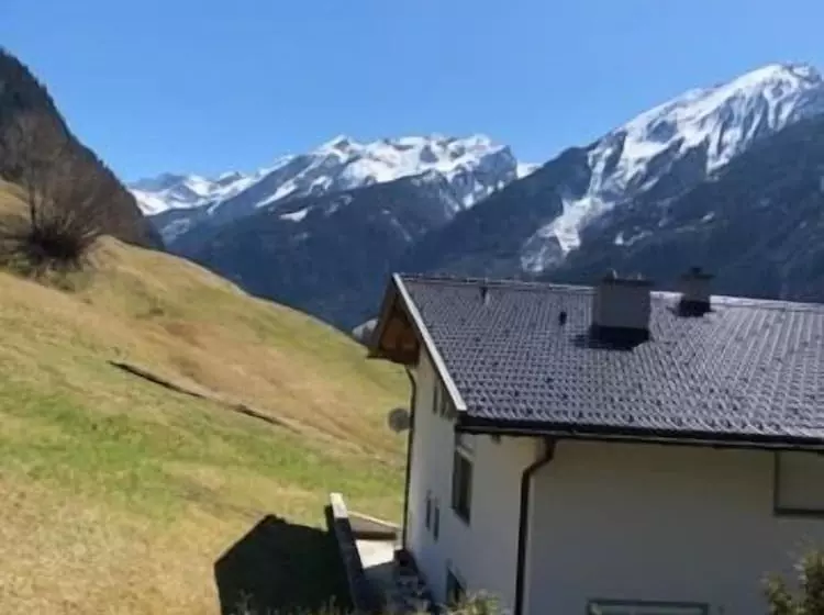 ベッドアンドブレックファースト Haus Hubertus Wintersaison Und Sommersaison