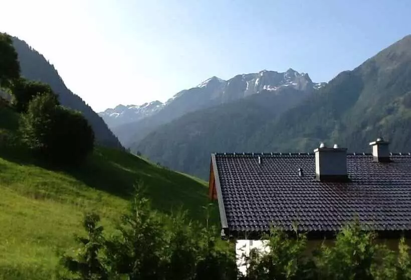 ベッドアンドブレックファースト Haus Hubertus Wintersaison Und Sommersaison