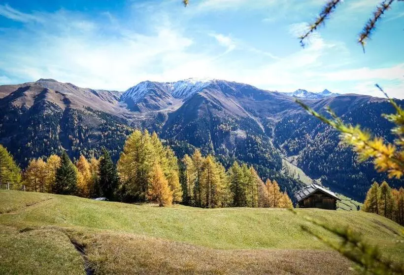 تختخواب و صبحانه Pension Fuchs