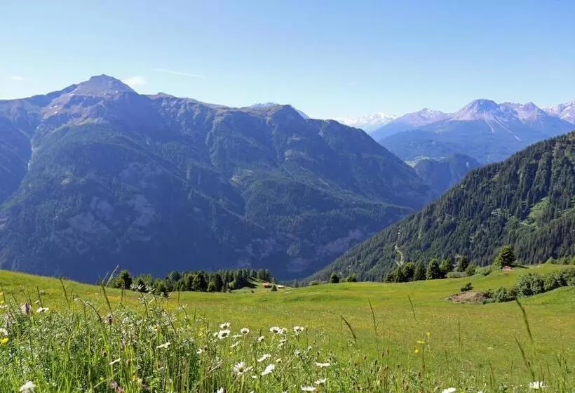 تختخواب و صبحانه Pension Fuchs