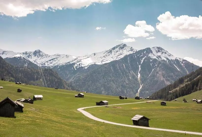 تختخواب و صبحانه Pension Fuchs