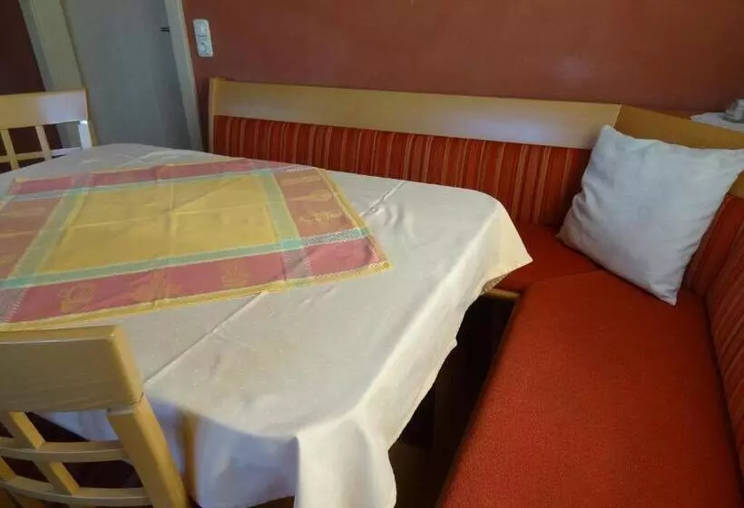 Ferienwohnungen Veit