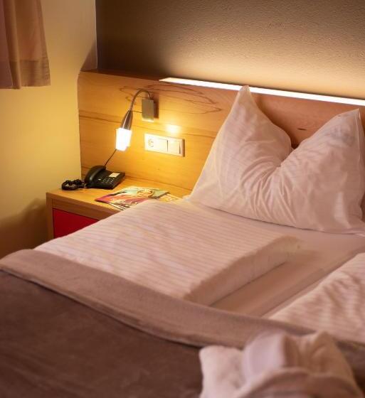 فندق Auwirt Zentrum