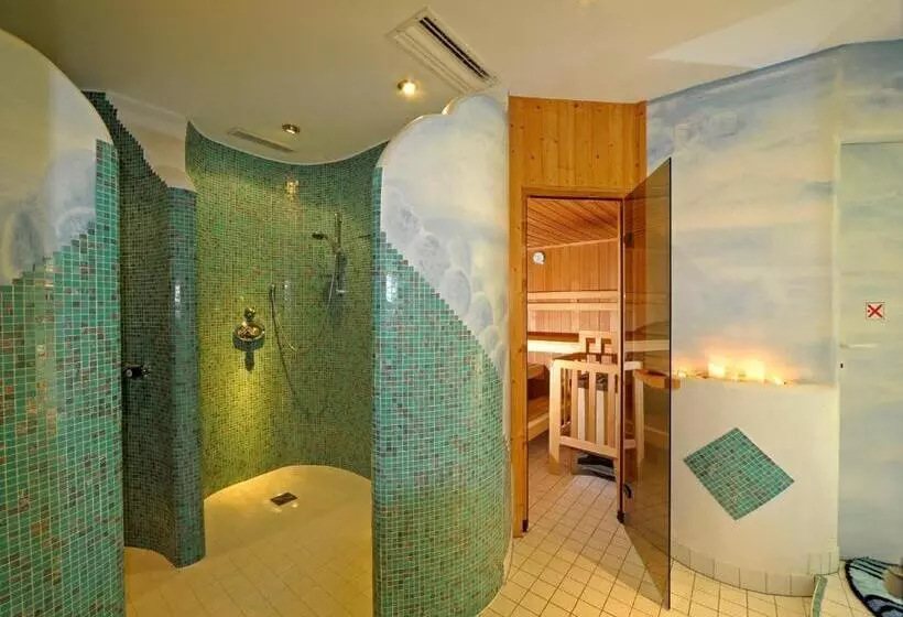 ホテル Biohof Naturzeit Faaker See