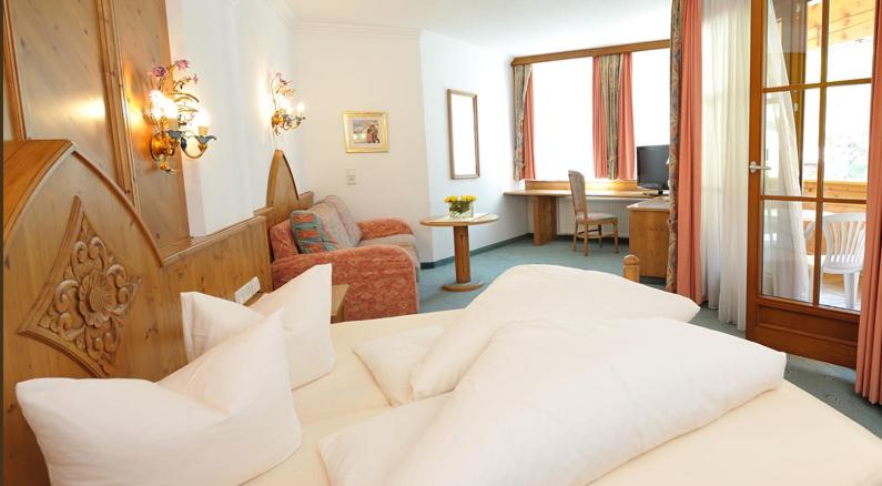 هتل Garni Castel B&b