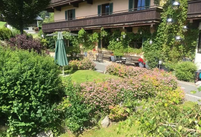 هتل Edelweiss Kitzbühel