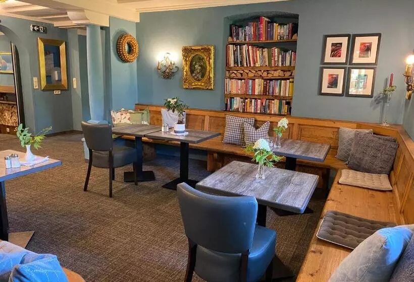 هتل Edelweiss Kitzbühel