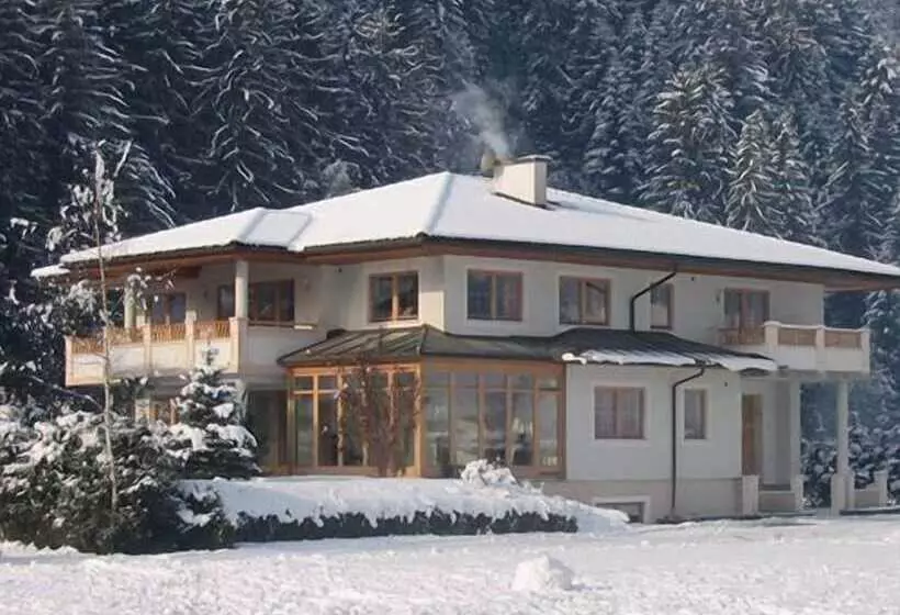 هتل Ferienhof Kampfl