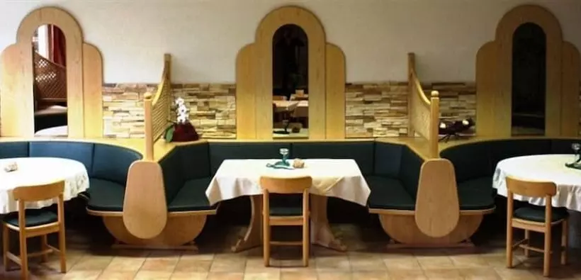 هتل Ferienhof Kampfl