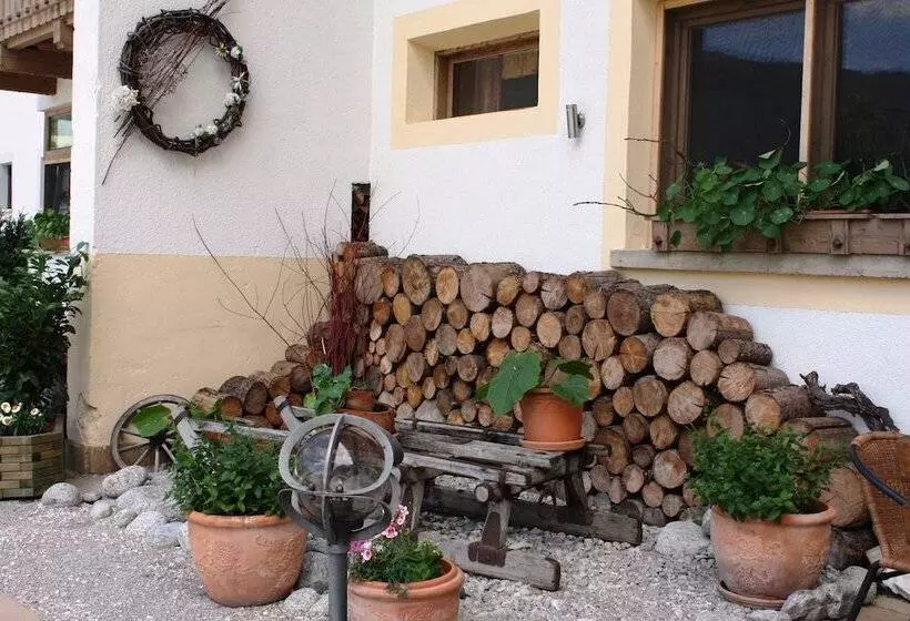 هتل Ferienhof Kampfl