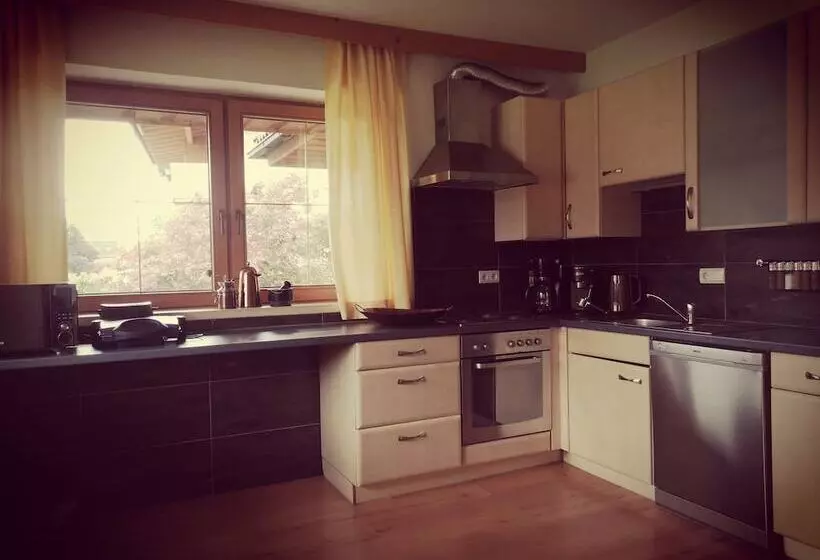 هتل Ferienhof Kampfl