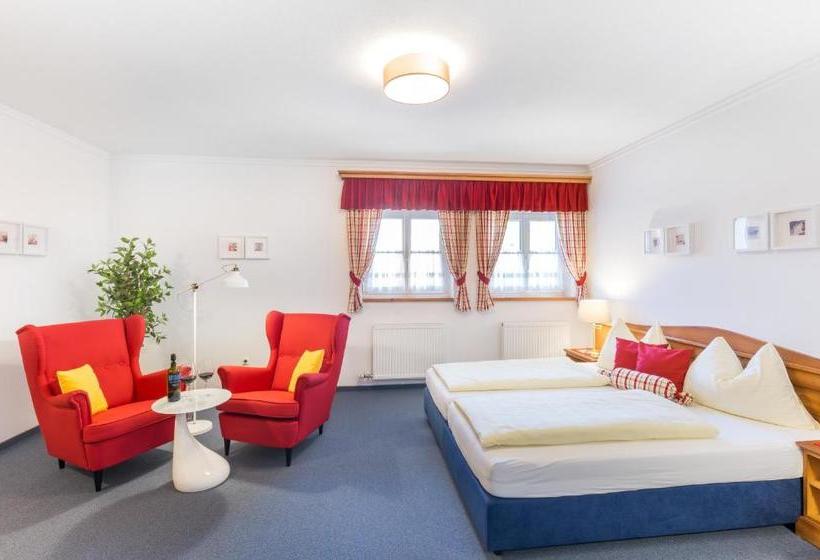 בית מלון כפרי Garni Nöserlgut