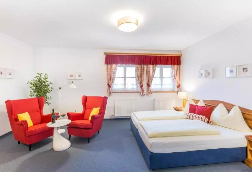 فندق Garni Nöserlgut