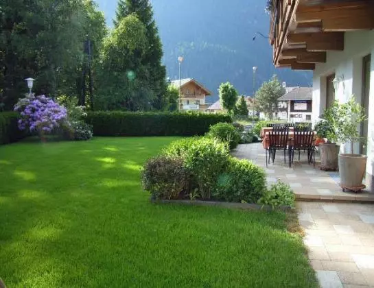 بنسيون Gästehaus Hochmuth