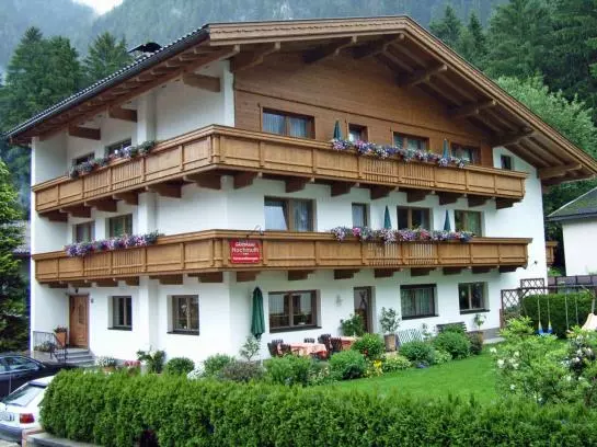 بنسيون Gästehaus Hochmuth