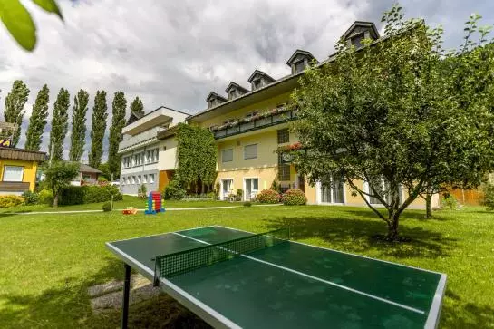 Пансион Gästehaus Krappinger