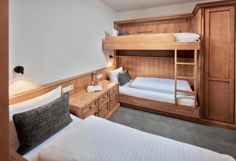 ホテル Gletscherblick