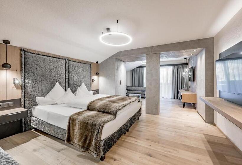 Отель Grauer Bär