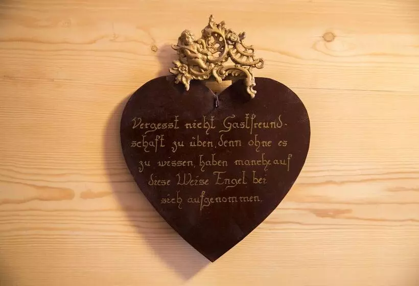 هتل Haus Alpengruss