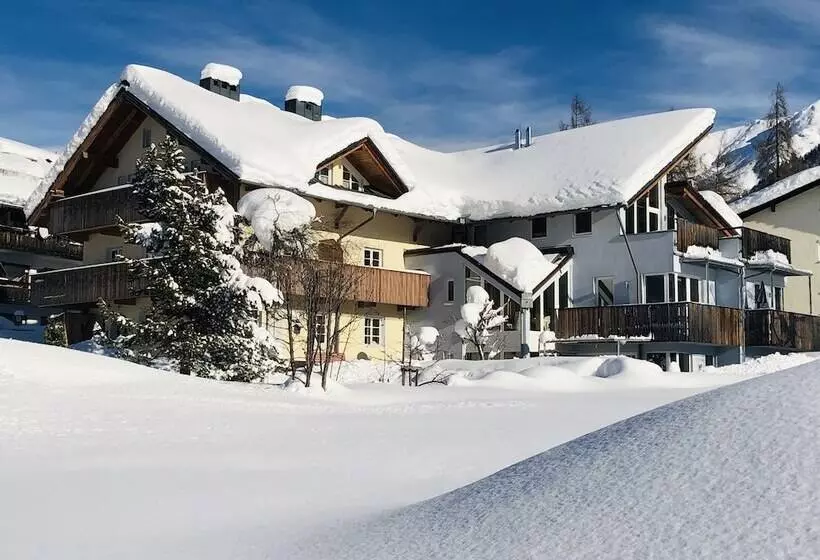 هتل Haus Alpengruss