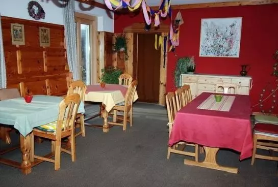 Aamiaismajoitus (B&B) Haus Üblagger Pension