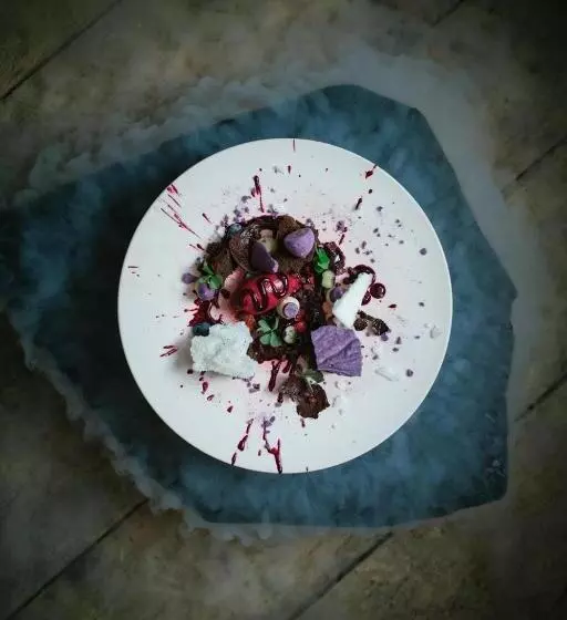 Отель Raffl's St. Antoner Hof