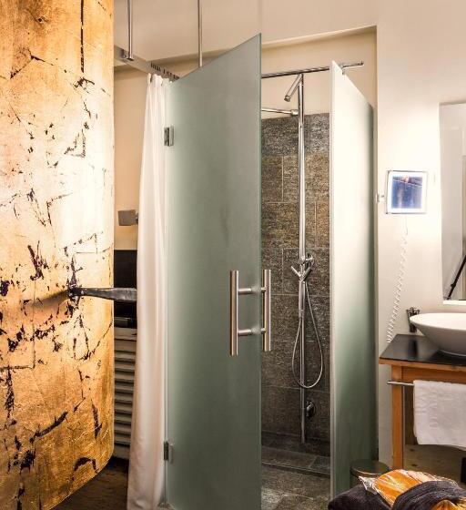 ホテル Raffl's St. Antoner Hof