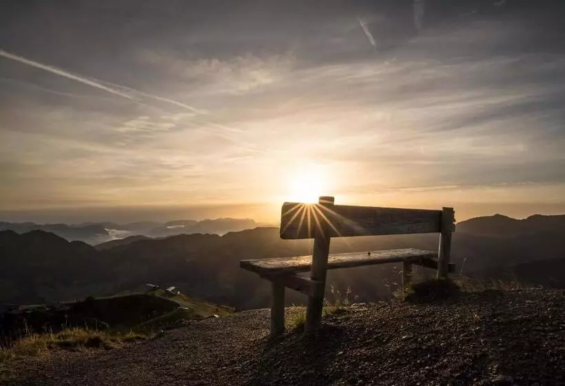 فندق Stockerwirt